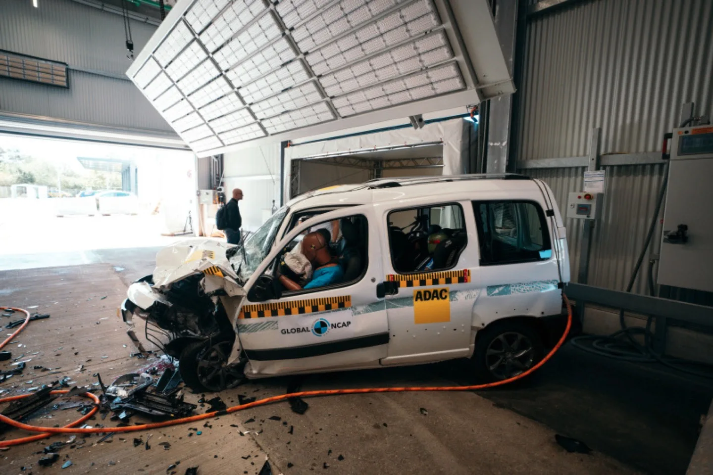 Latin NCAP Peugeot Auto A Auto