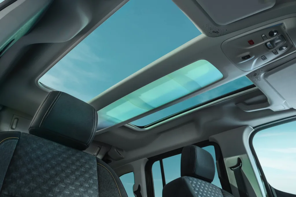 Interior Peugeot E-Rifter 2024