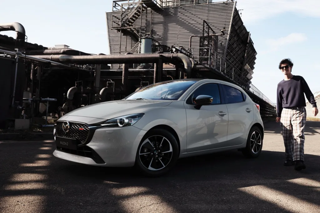 Mazda2 Signature 2.0l 2024 ya en México por 384,900 La Cochera