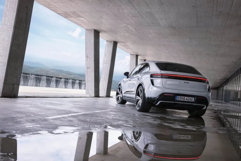 Porsche Macan Turbo Electric