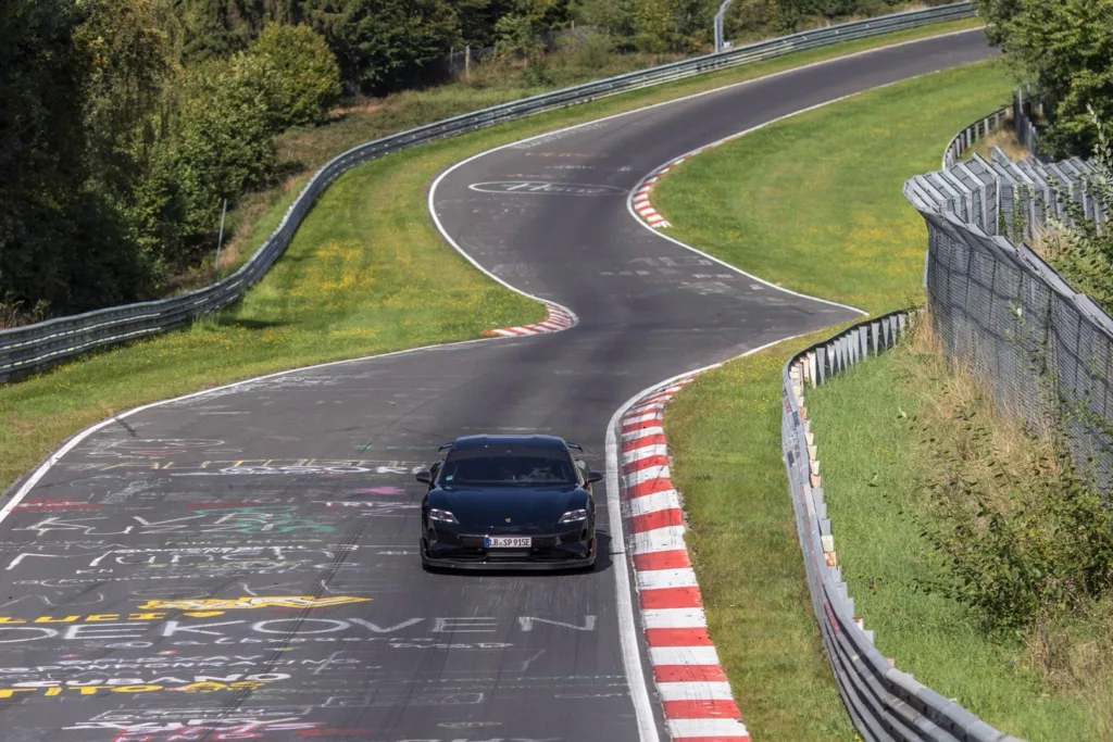 Porsche Taycan Turbo GT Nuevo récord Nürburgring