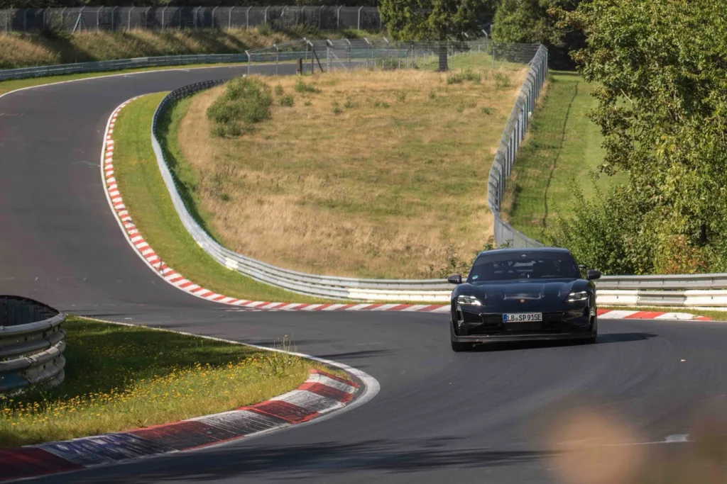 Porsche Taycan Turbo GT Nuevo récord Nürburgring