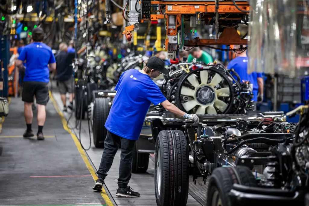 Ford Advierte al sindicato UAW