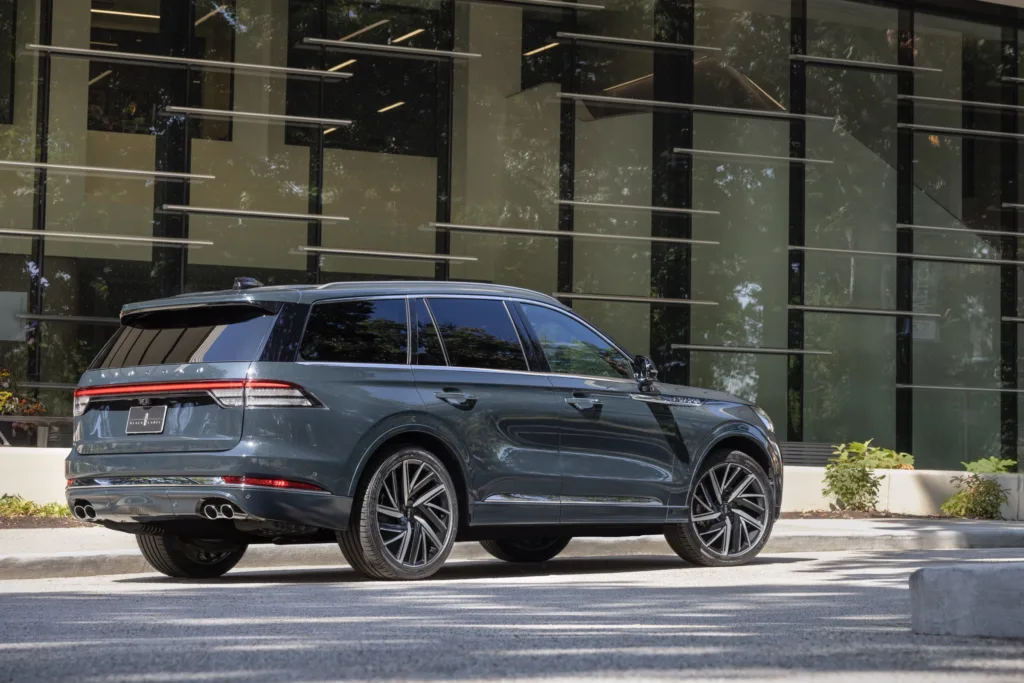 Lincoln Aviator 2025