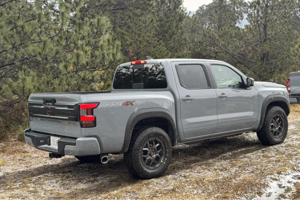 Nissan Frontier V6 PRO-4X Primer Contacto