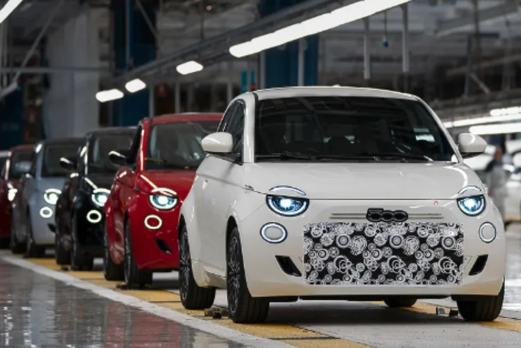 FIAT 500 Hybrid Teaser