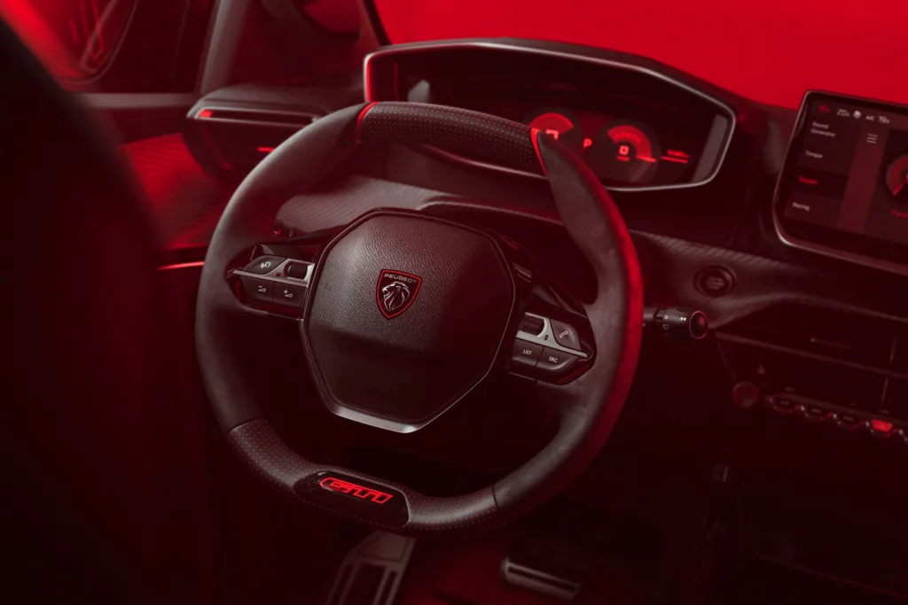 Peugeot E-208 GTI
