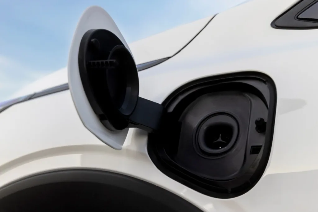 Chevrolet Bolt 2027 Teaser Oficial