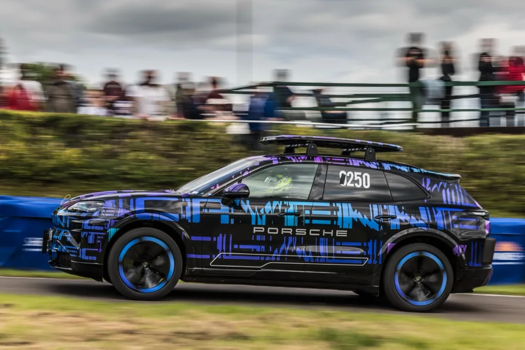 Porsche Cayenne Electric Récord