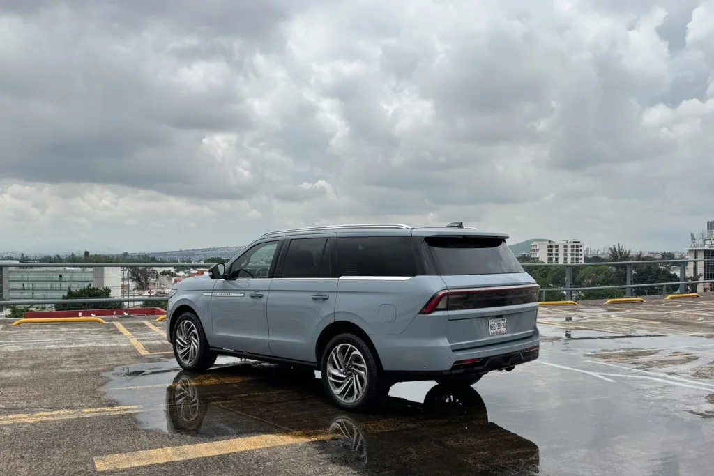 Lincoln Navigator Reserve 2025
