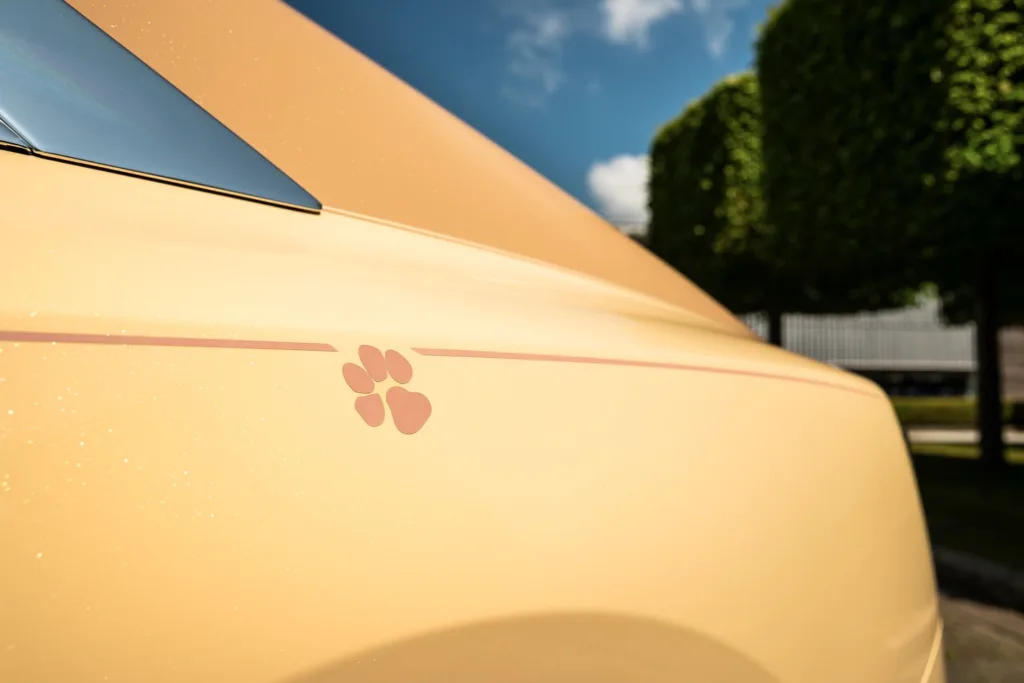 Rolls-Royce Spectre Bailey Perro