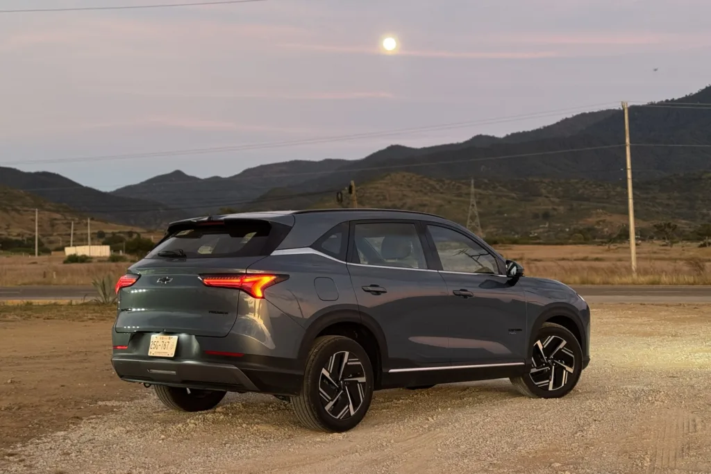 Chevrolet Captiva PHEV Primer Contacto