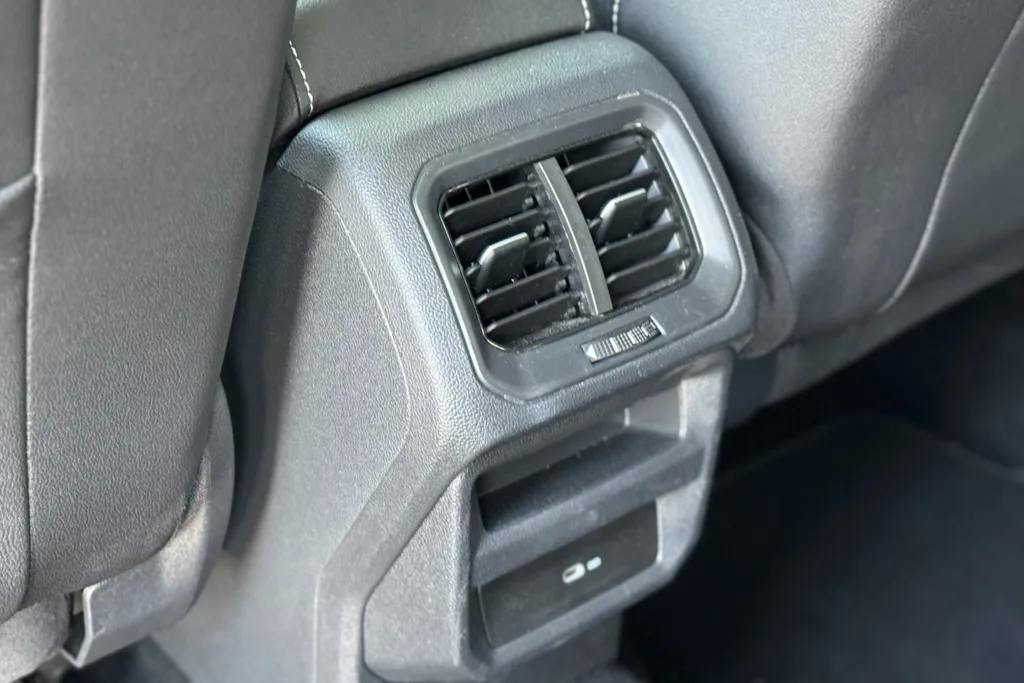 Volkswagen Tiguan vs Taos Comparativa