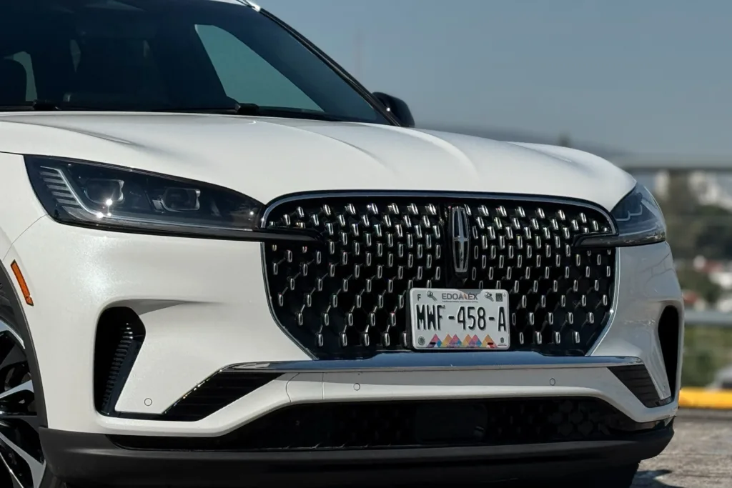 Lincoln Aviator Prueba Largo Plazo 10 Meses