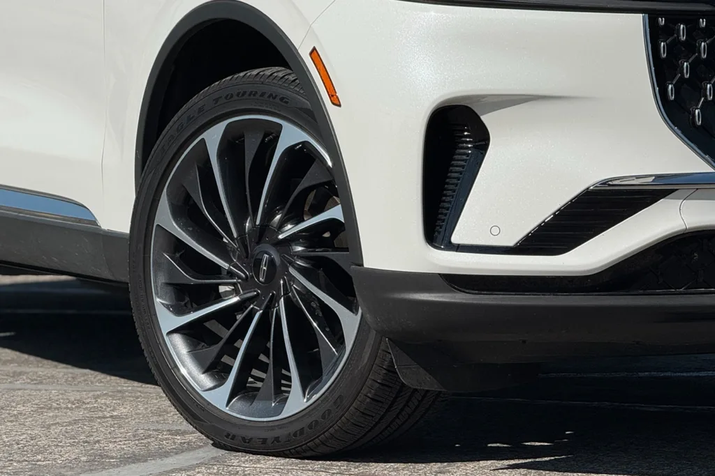 Lincoln Aviator Prueba Largo Plazo 10 Meses