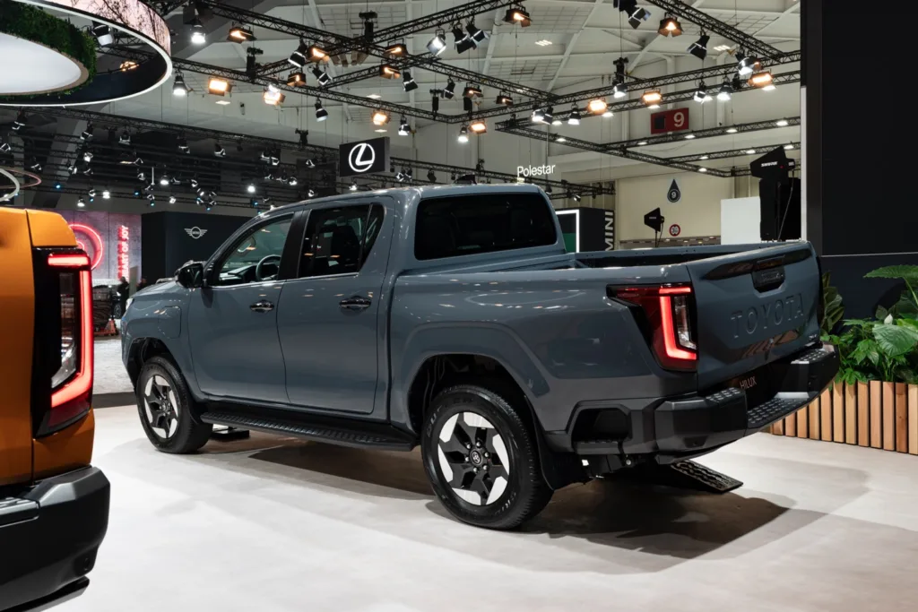 Toyota Hilux BEV Salon Bruselas 2026