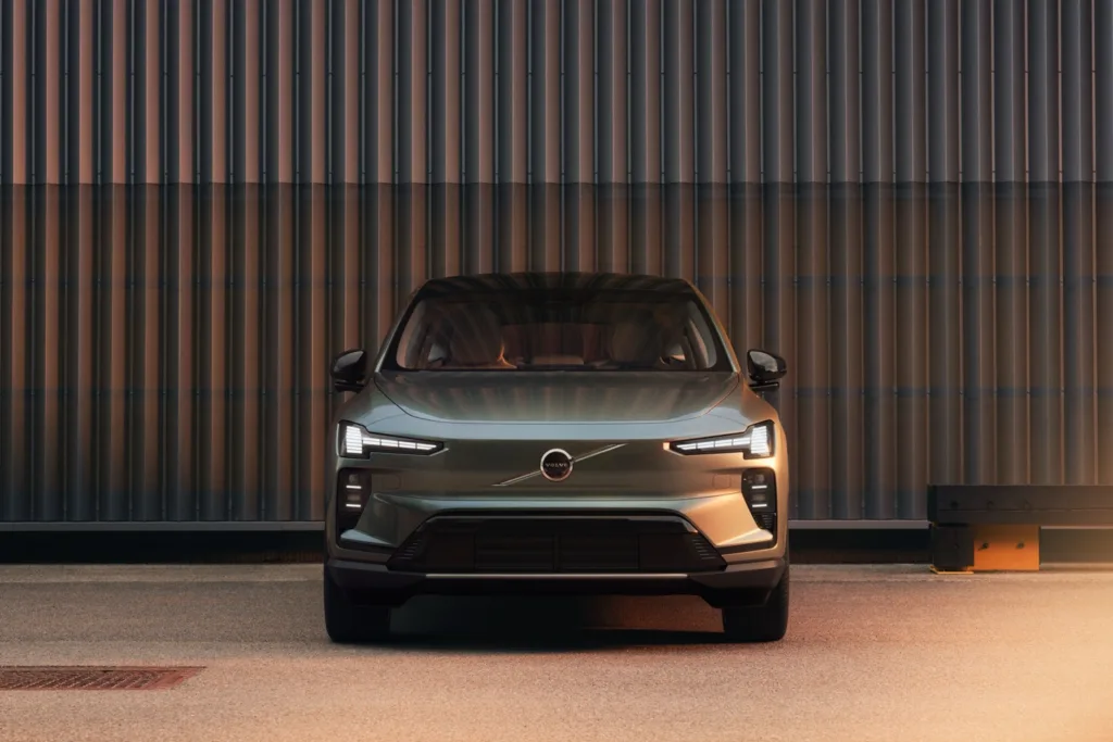 Volvo EX60 2027