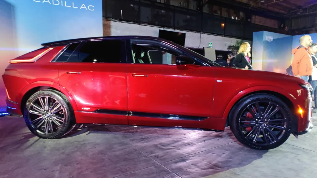 Cadillac Lyriq V 2026 México