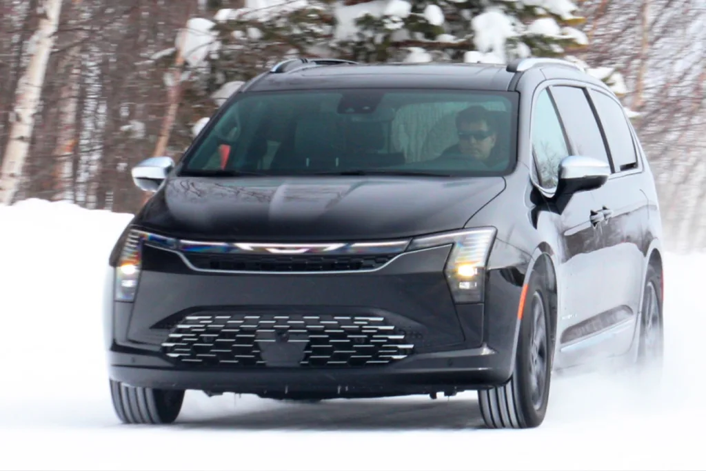 Chrysler Pacifica 2027 Teaser