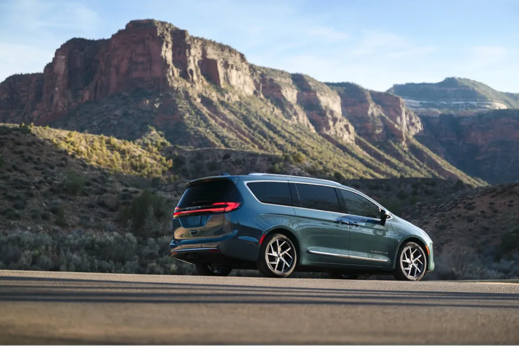 Chrysler Pacifica 2027 Nueva York