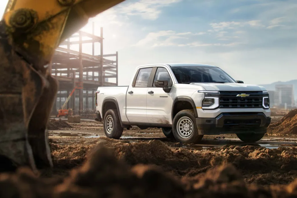 Chevrolet Silverado / Cheyenne 2027
