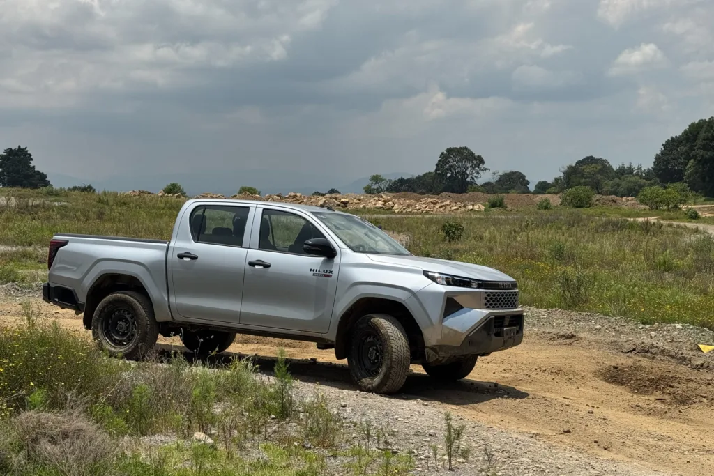 Toyota Hilux 2027 Lanzamiento México