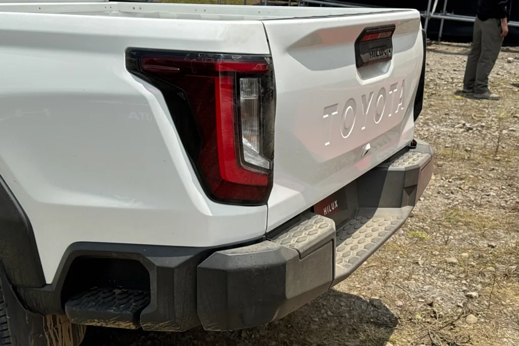Toyota Hilux 2027 Lanzamiento México
