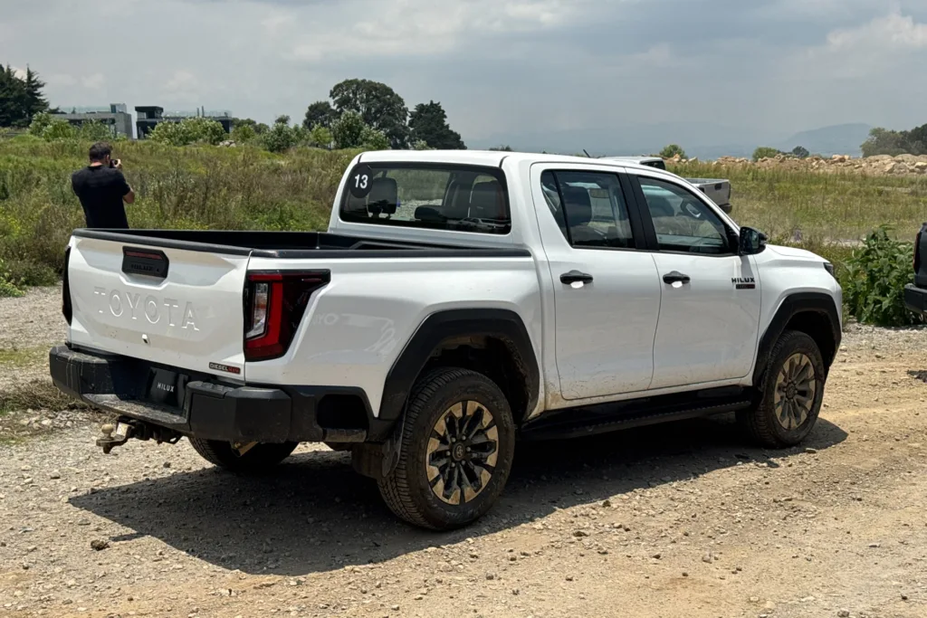Toyota Hilux 2027 Lanzamiento México