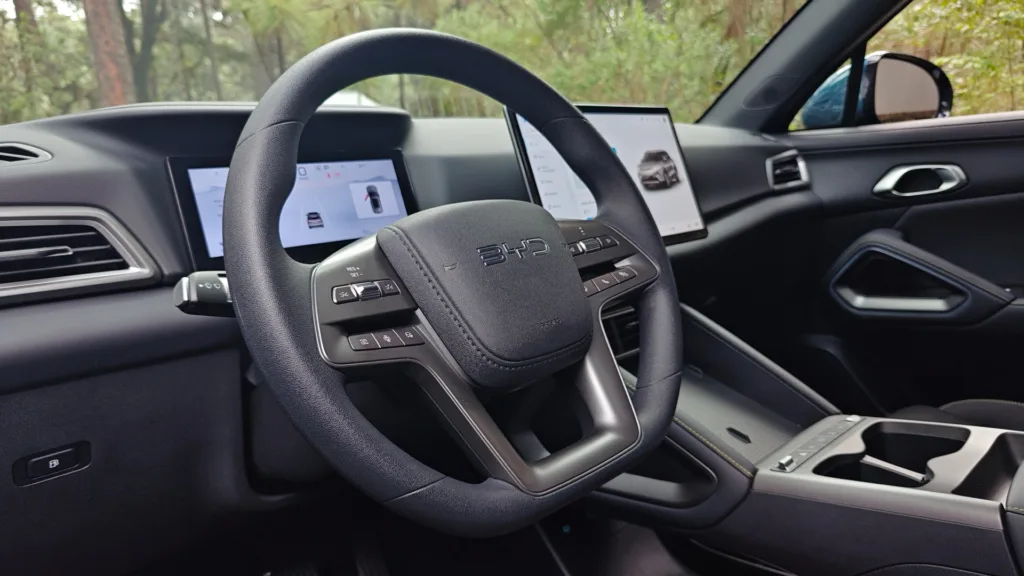 BYD Yuan Pro DM-i Primer Contacto
