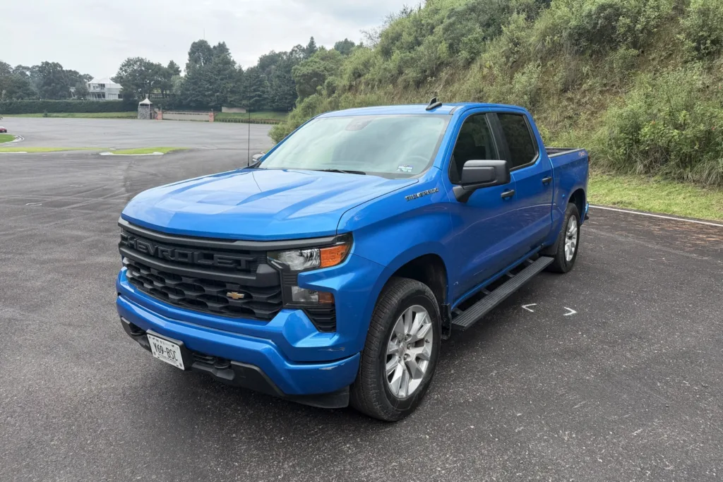 Chevrolet Silverado Custom - Prueba