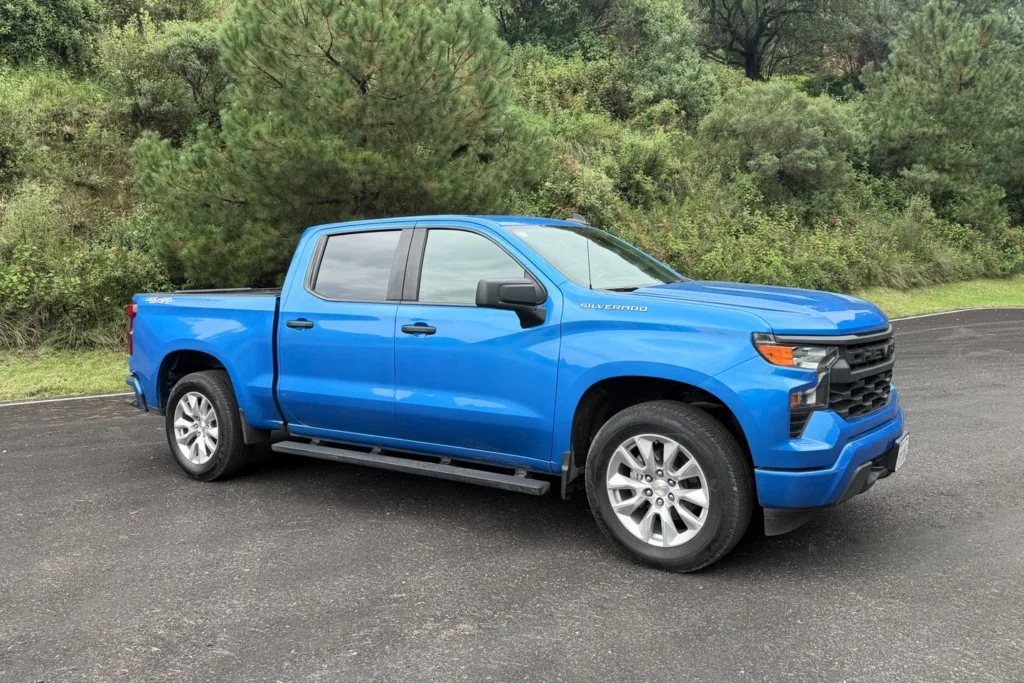 Chevrolet Silverado Custom - Prueba