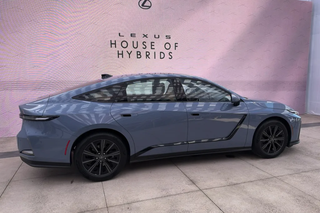 Lexus ES350h 2027 Lanzamiento