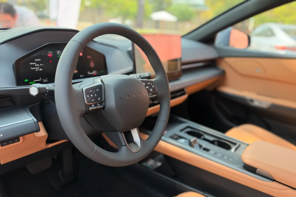 Lexus ES350h 2027 Lanzamiento